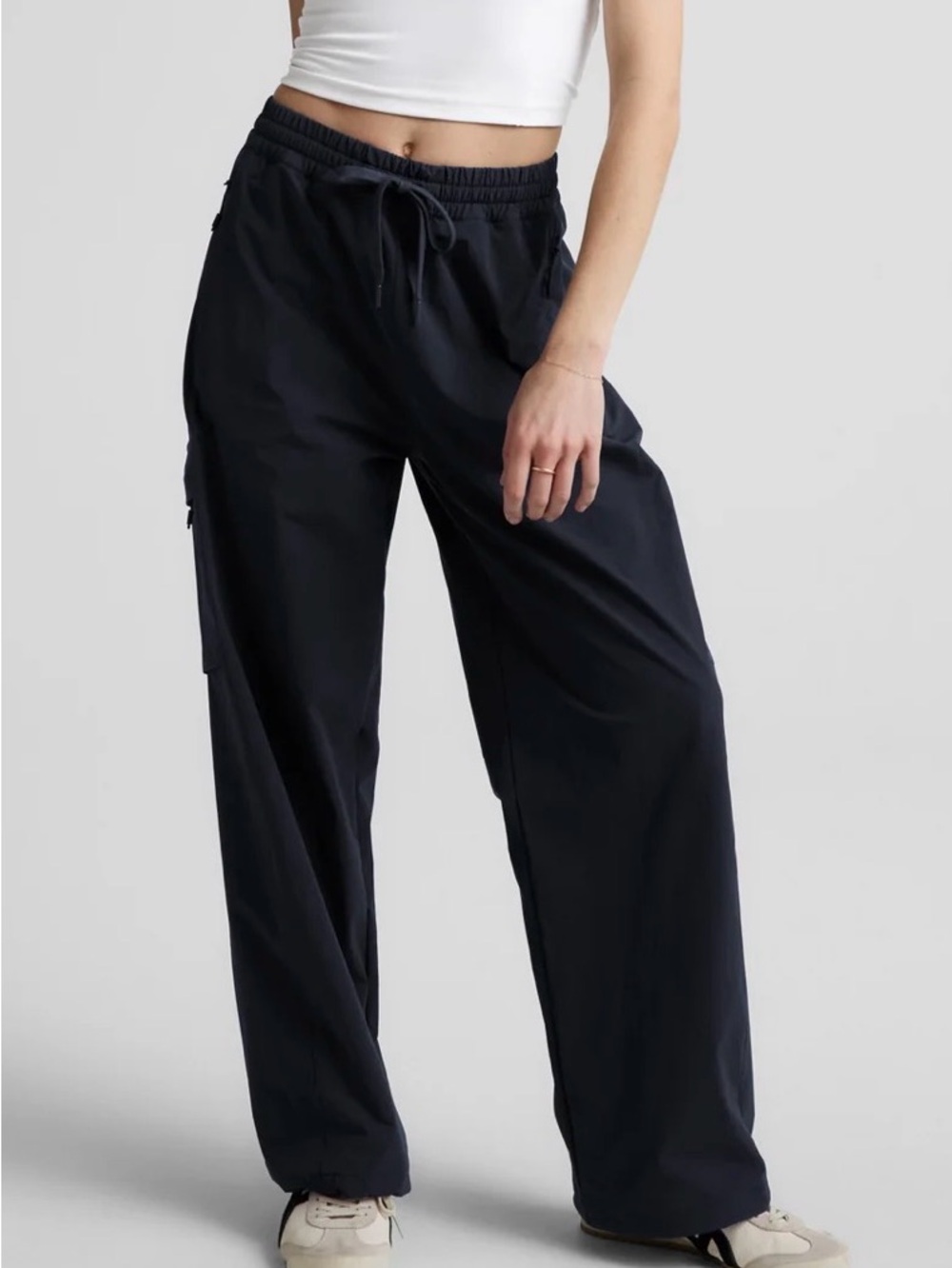 Beyond Yoga Peak Pant size small Navy NWT